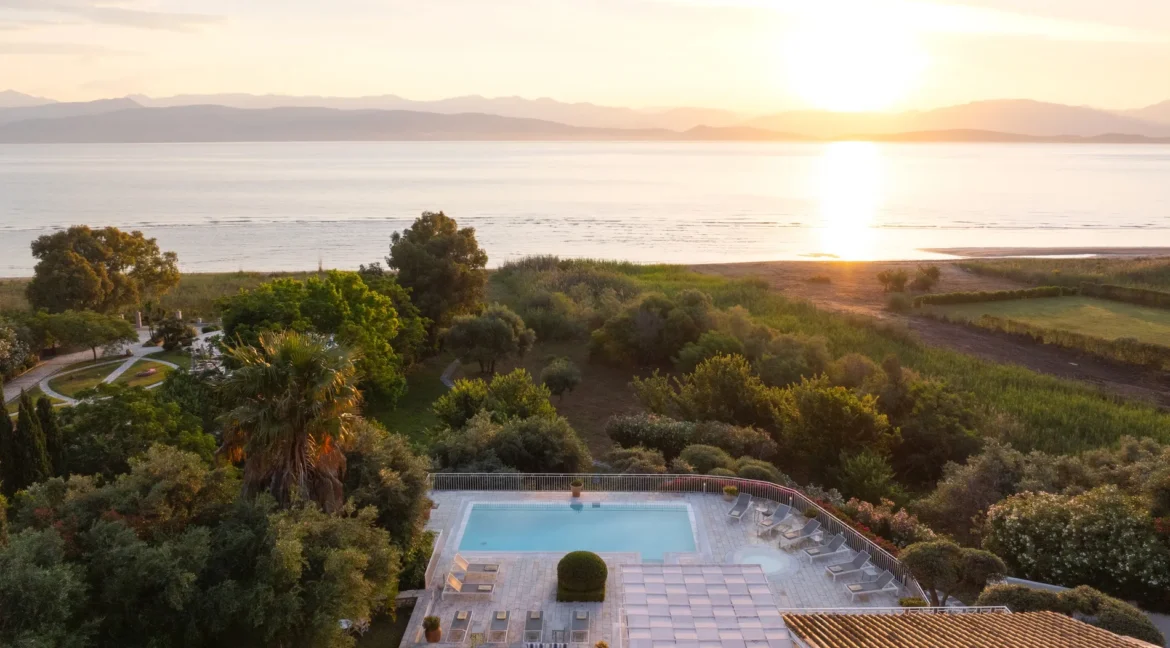 invest-in-a-villa-in-corfu-18187269_15