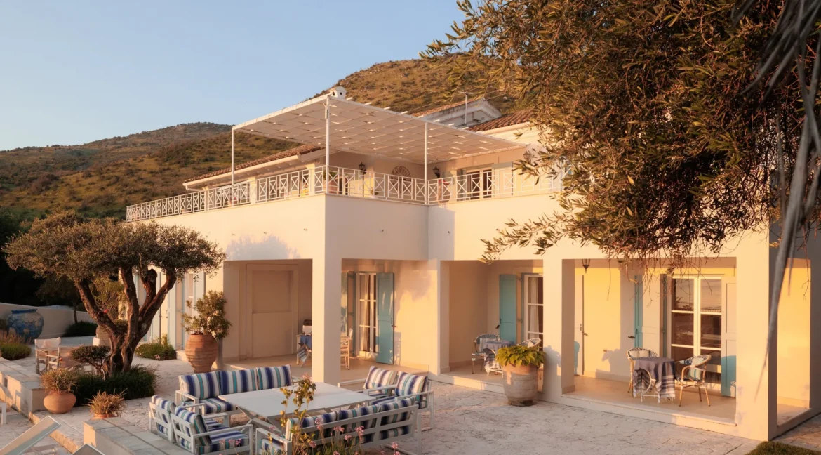invest-in-a-villa-in-corfu-18187269_16