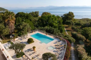Villa in Corfu for sale