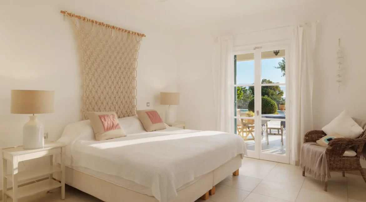 invest-in-a-villa-in-corfu-18187269_27