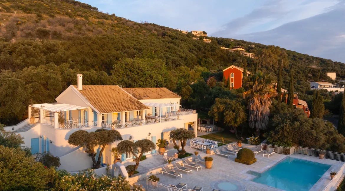 invest-in-a-villa-in-corfu-18187269_31