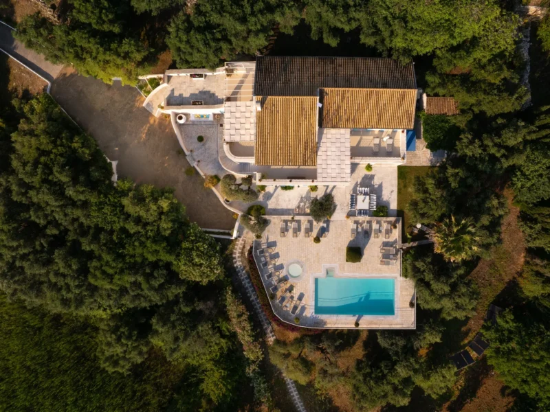 Villa in Corfu for sale