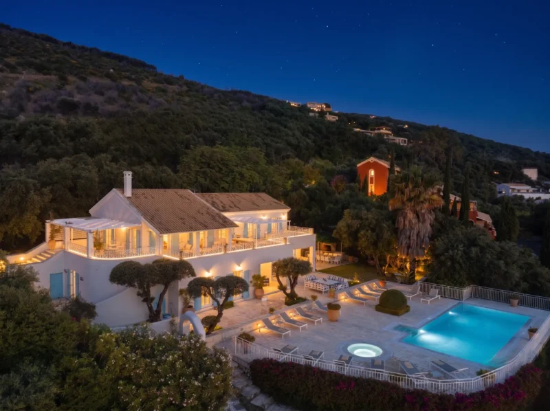 Villa in Corfu for sale