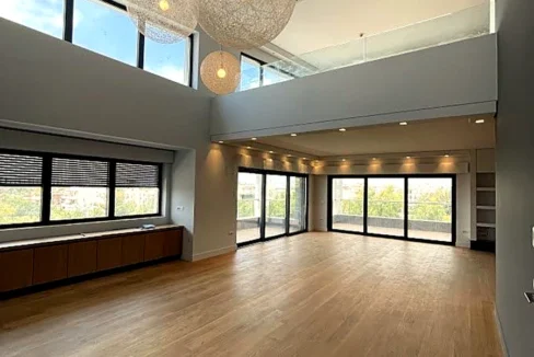 Maisonette for rent Voula – 320 m²