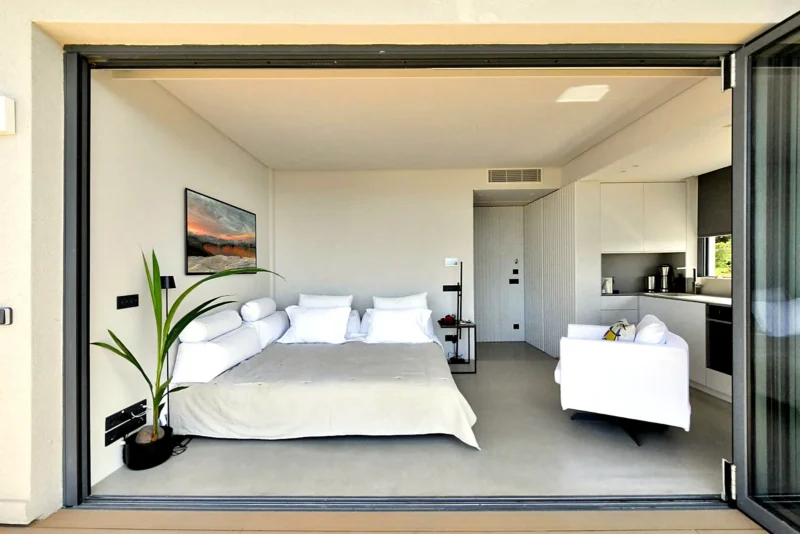 Property for rent Vouliagmeni, Center – 30 m²