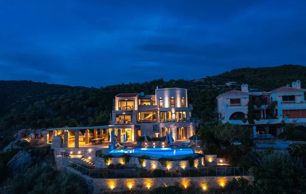 sea-view-villa-for-sale-in-athens_07